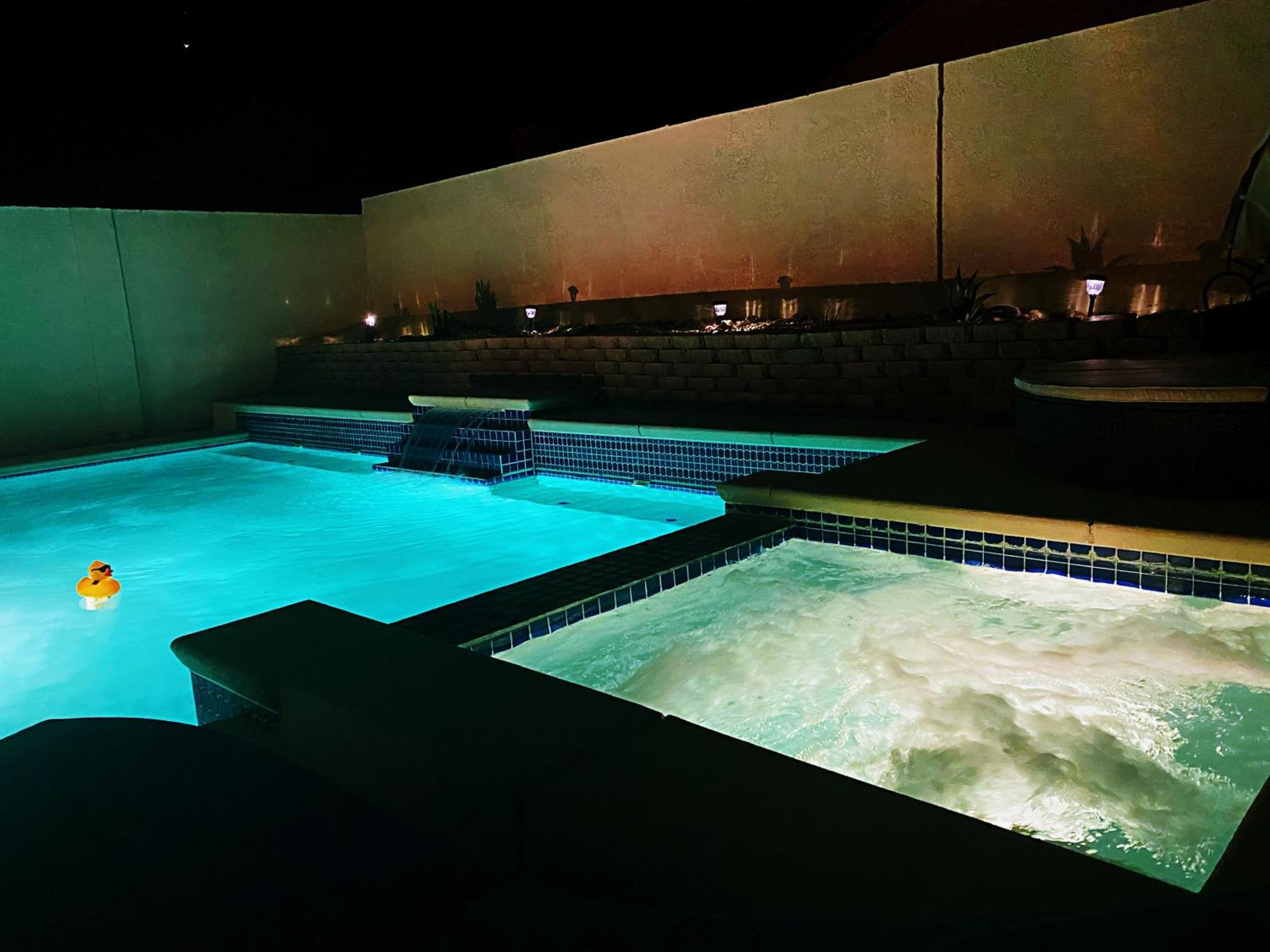 Villa Amazing Heated Pool And Private Hot Tub 3Br In Heart Of Lv Las Vegas Exterior foto