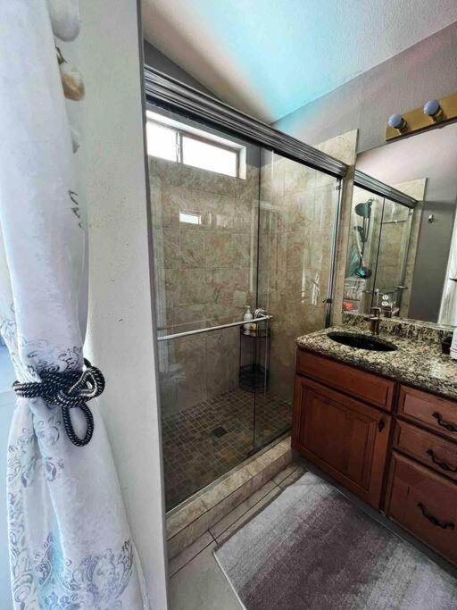 Villa Amazing Heated Pool And Private Hot Tub 3Br In Heart Of Lv Las Vegas Exterior foto