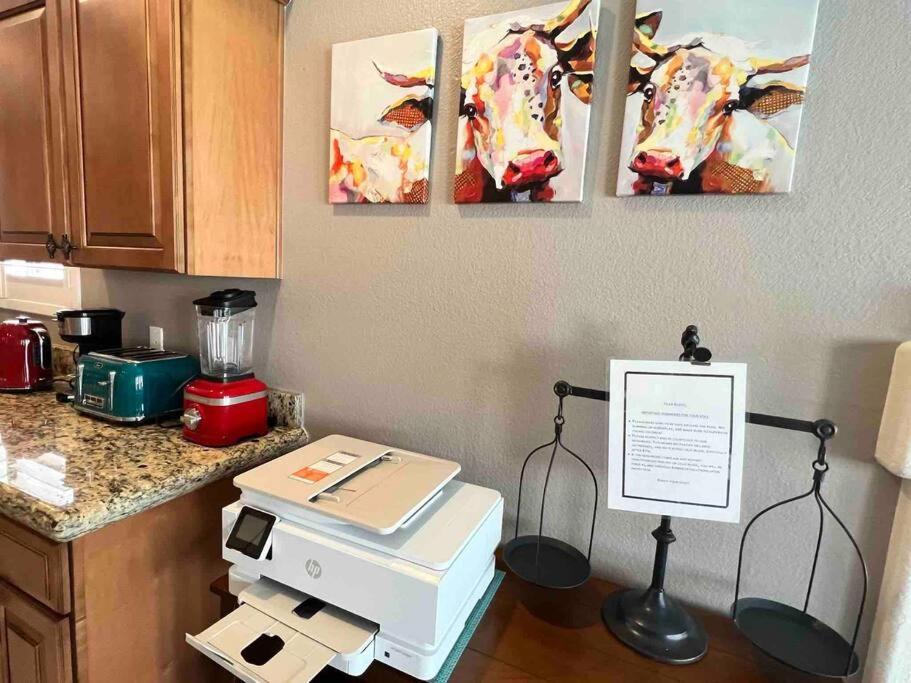 Villa Amazing Heated Pool And Private Hot Tub 3Br In Heart Of Lv Las Vegas Exterior foto